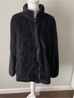 FREE2B Black Faux Fur Zip-Up Jacket – Size XXL